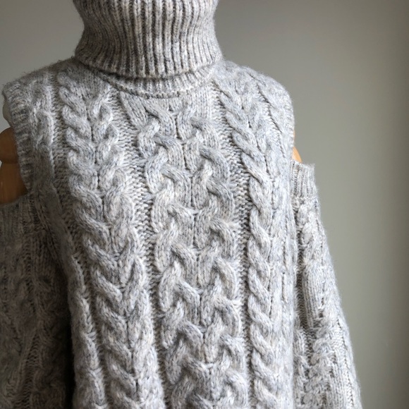 NWT Zara Turtleneck Grey Sweater with shoulder cut out - Picture 7 of 7